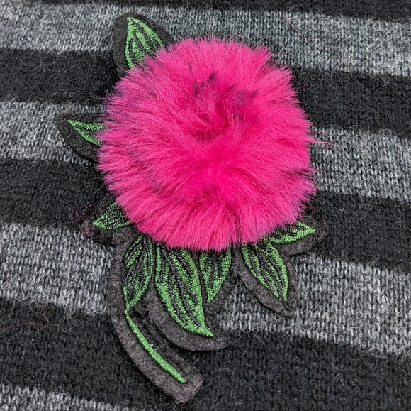 NWT Zara Black and Gray Striped Sweater With a Pink Flower Accent - Picture 4 of 6